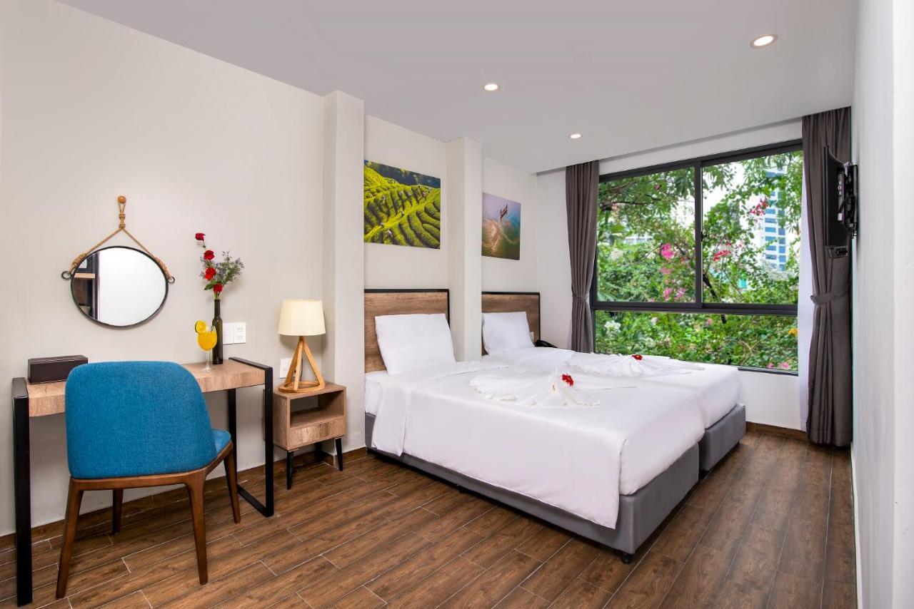 Golden Lotus Central Hotel Нячанг Экстерьер фото