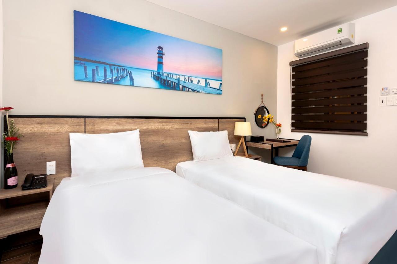 Golden Lotus Central Hotel Нячанг Экстерьер фото